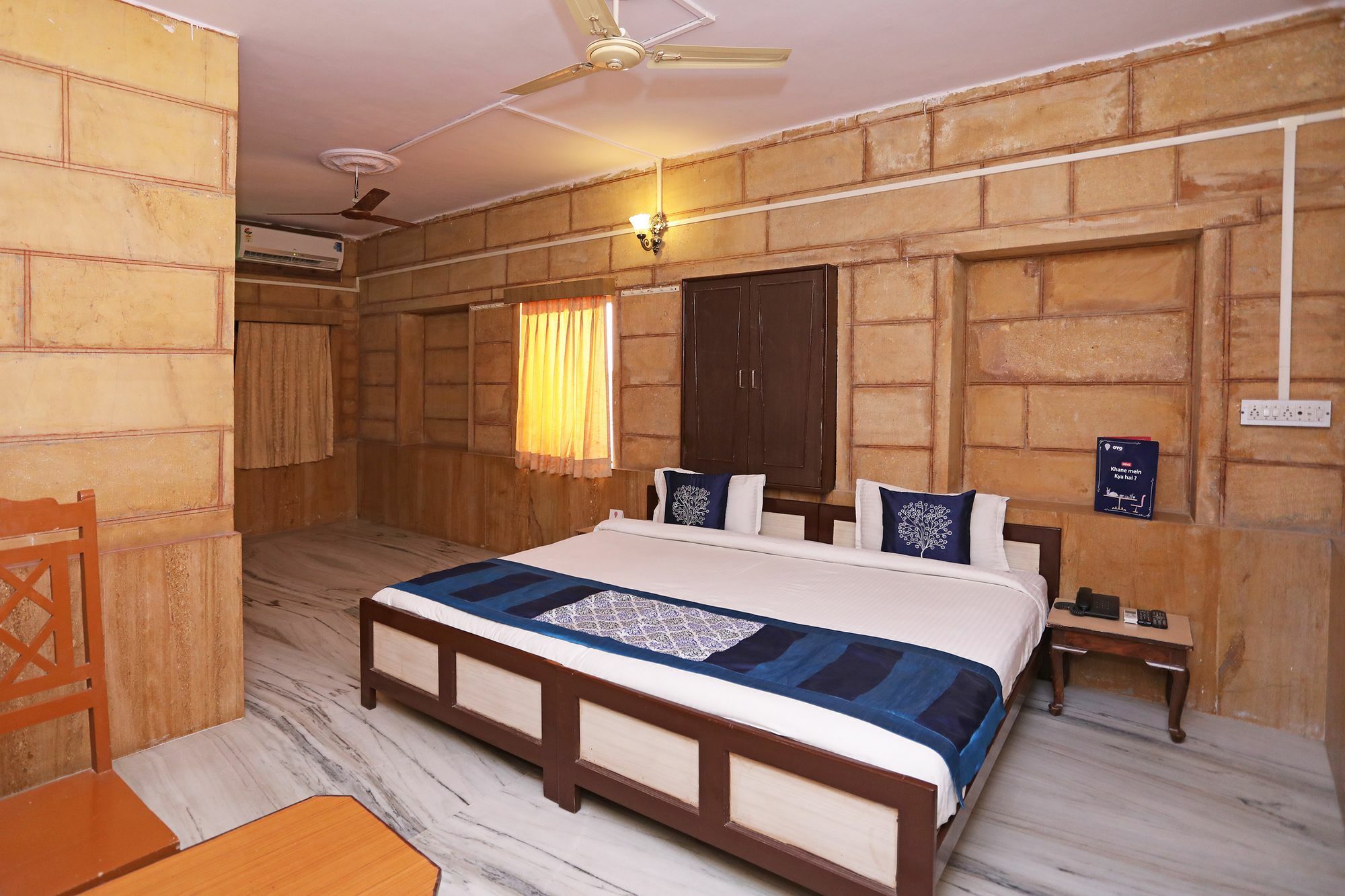 Oyo Townhouse 028 Corporate Suite Noida Exterior foto