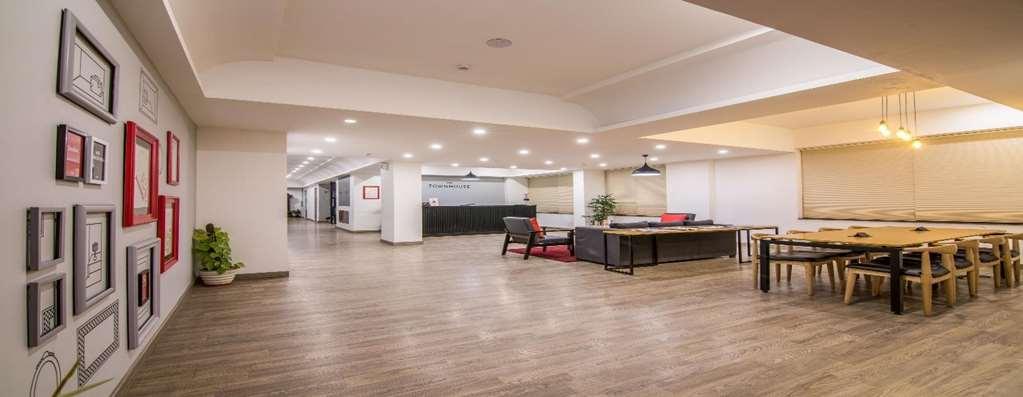 Oyo Townhouse 028 Corporate Suite Noida Facilități foto