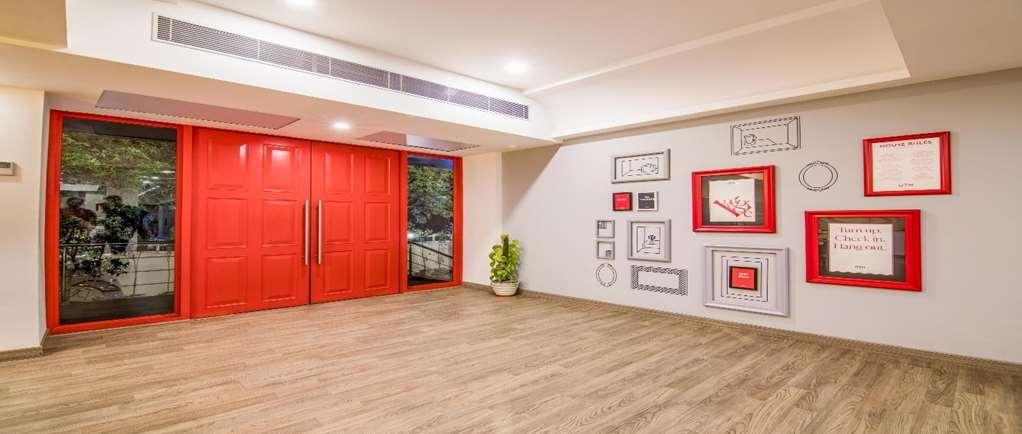 Oyo Townhouse 028 Corporate Suite Noida Facilități foto